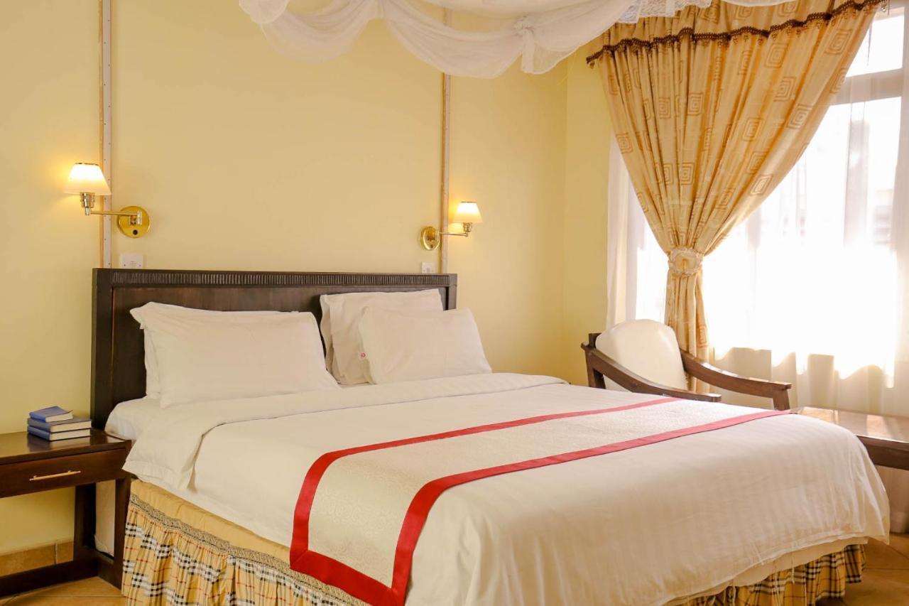 New Safari Hotel Arusha Esterno foto
