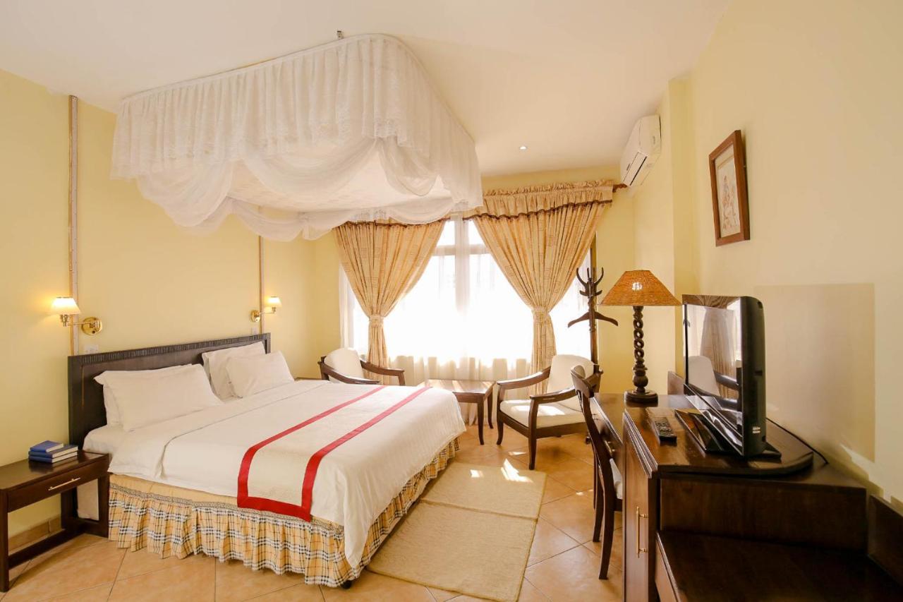New Safari Hotel Arusha Esterno foto