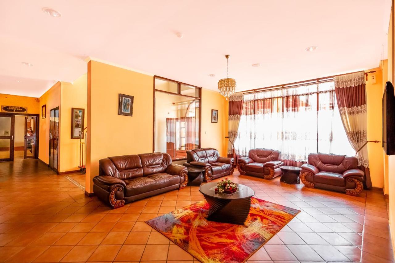 New Safari Hotel Arusha Esterno foto